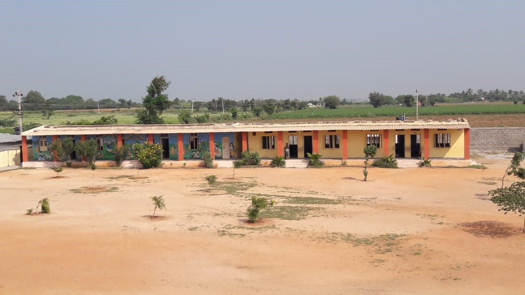 Die „Sacred Heart School“ in Kurugodu, Bellary in Indien Stiftung